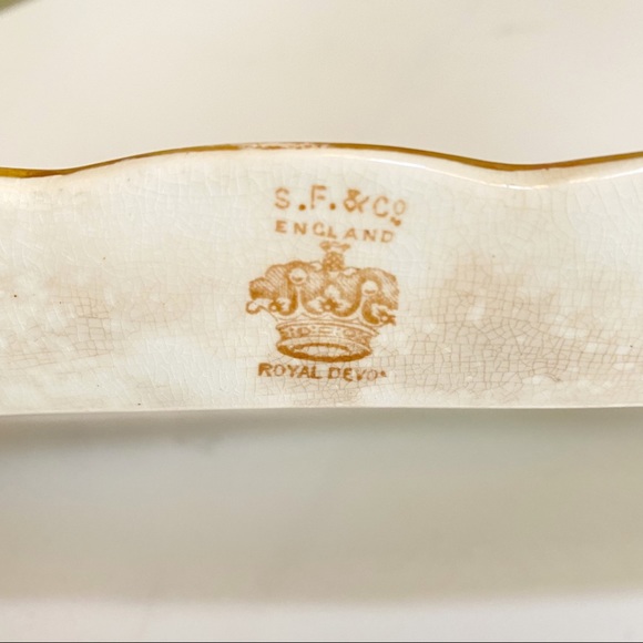 Antique - Crown Devon Shaped Serving Dish - Picture 12 of 15